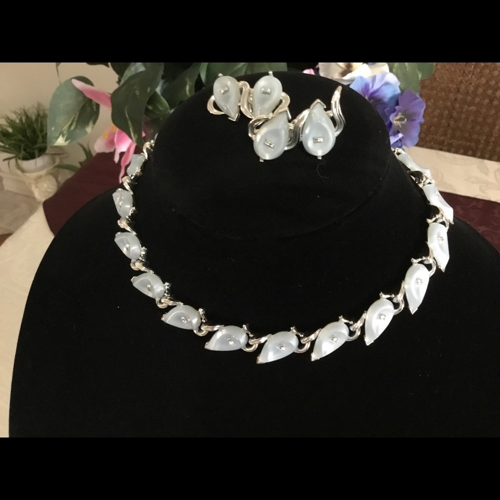 MARVELLA BABY BLUE AND SILVER LUCITE SET - Picture 2 of 5